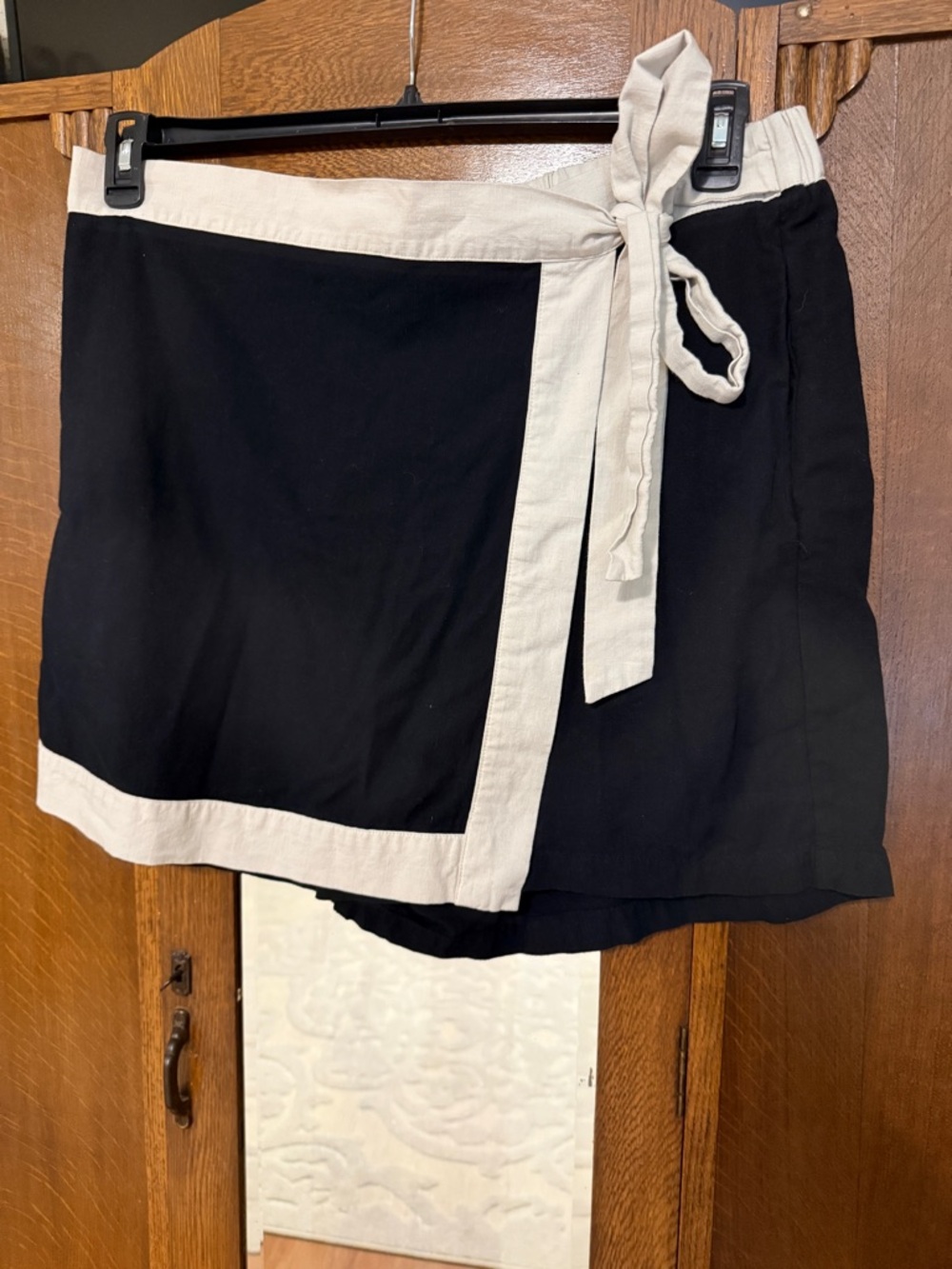 Ava & Viv Black Wrap Skort with Cream Trim, XXL